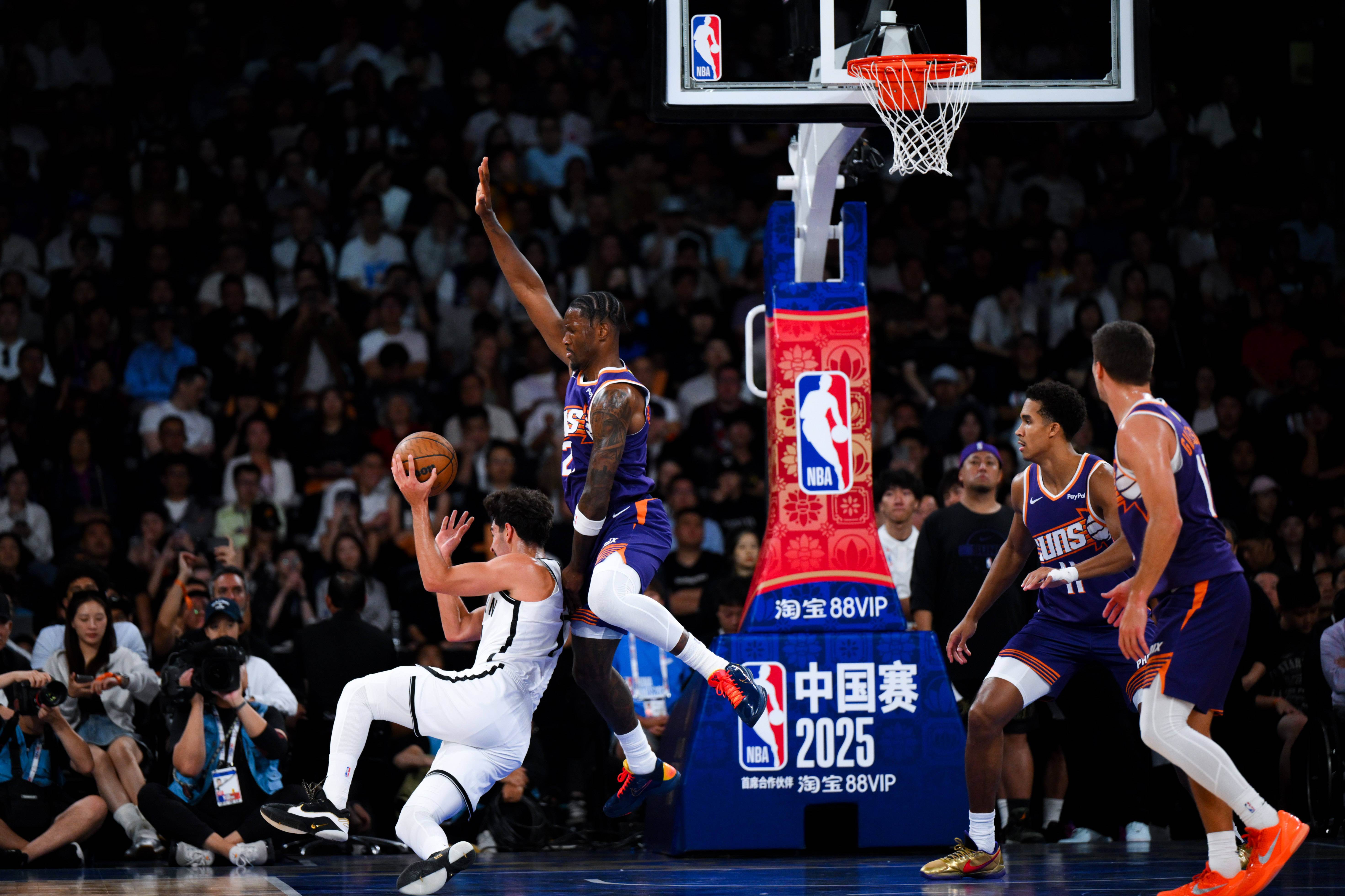 开云app下载-NBA季后赛倒计时，阿贾克斯国际比赛日篮板制胜，细节引发关注，质疑声仍在，团队化学反应显著的简单介绍